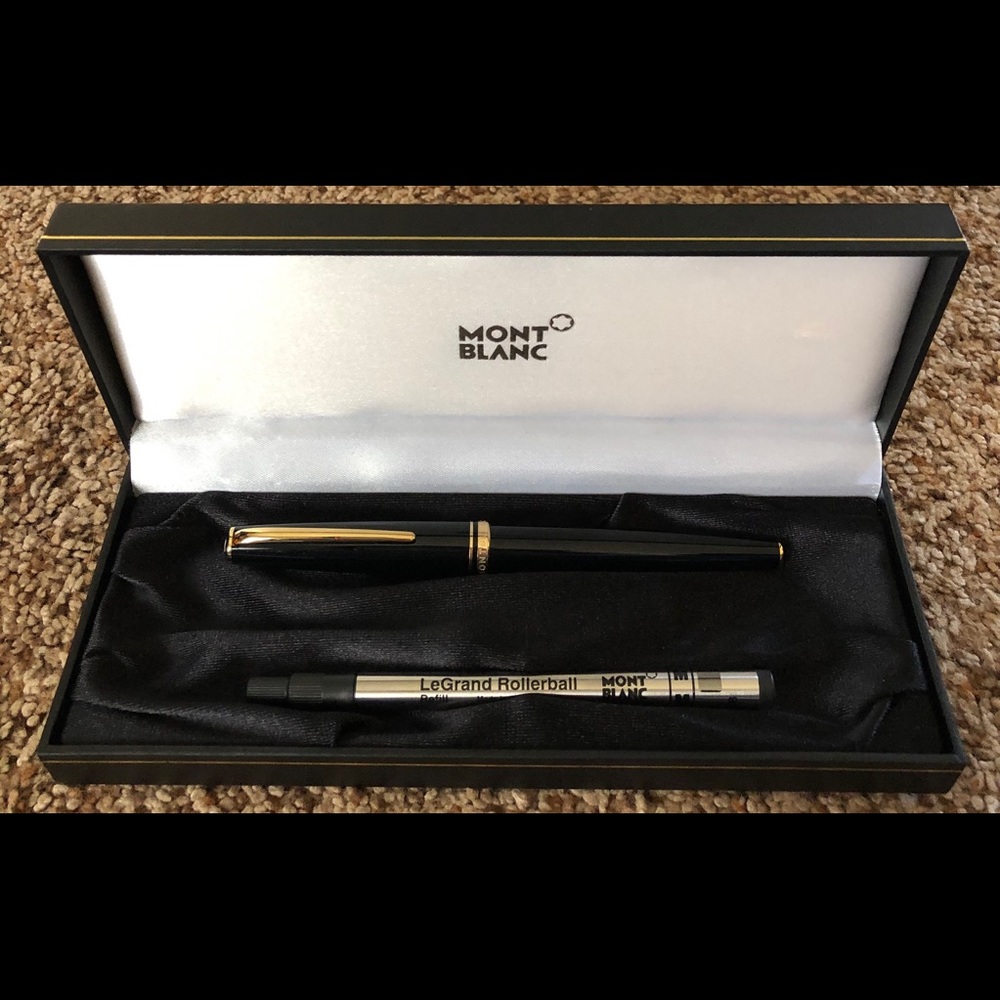Mont Blanc Pen and Refill Gift Set